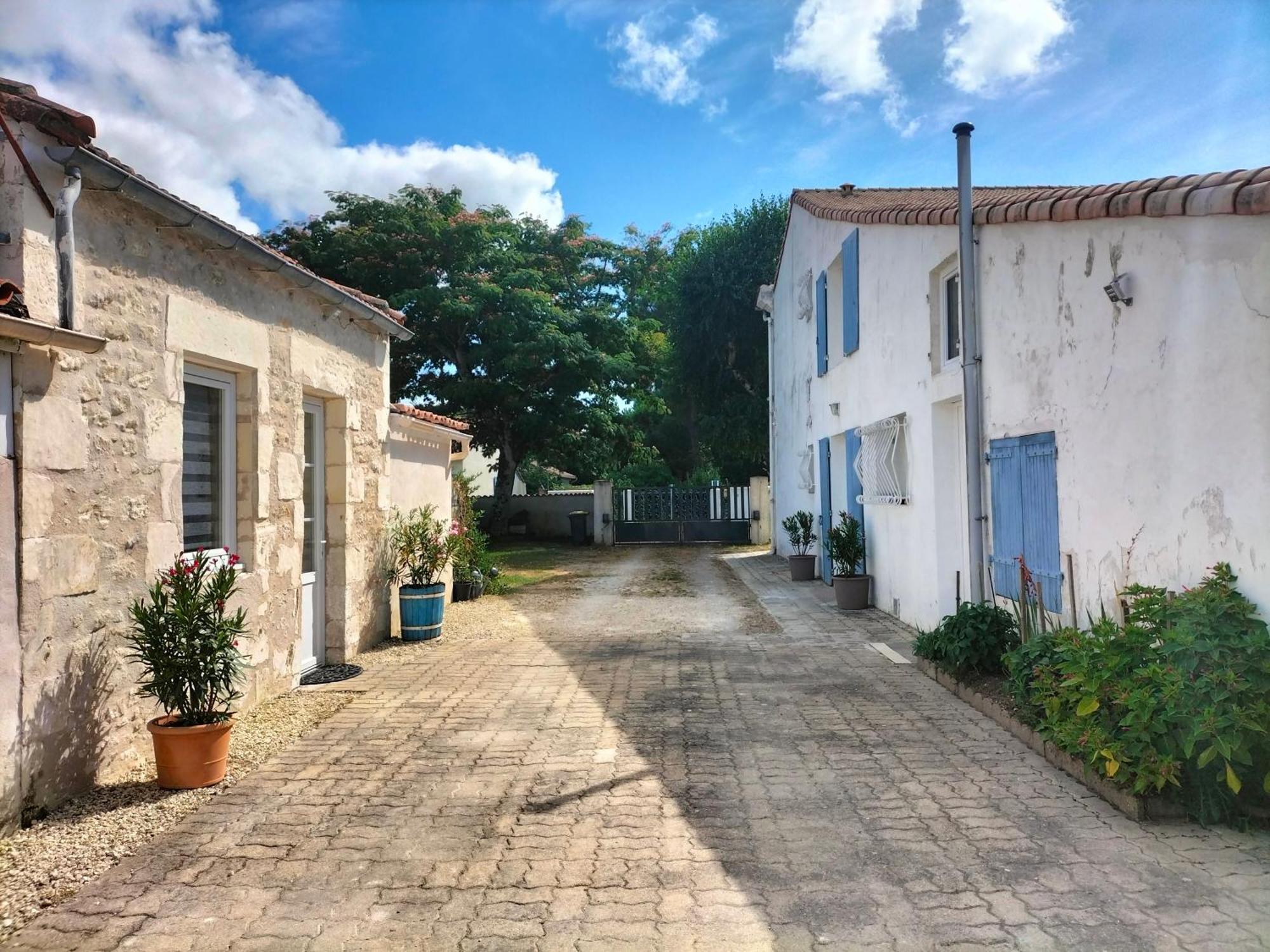Agreable Maison De Vacances En Charente-Maritime Arvert Luaran gambar